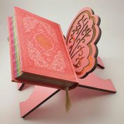 رحل-قرآن-پروانه-ای-چوبی-جشن-تکلیف-صورتی-گلبهی2